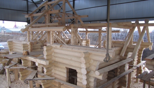 3 - Pine log frame house 260m²